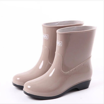 郑州劳保用品-回力523卡其色雨靴
